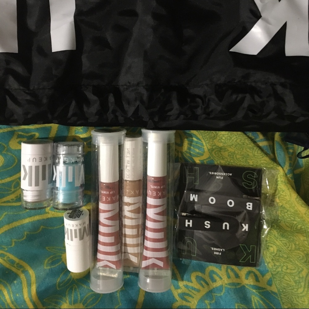 Milk makeup lot
